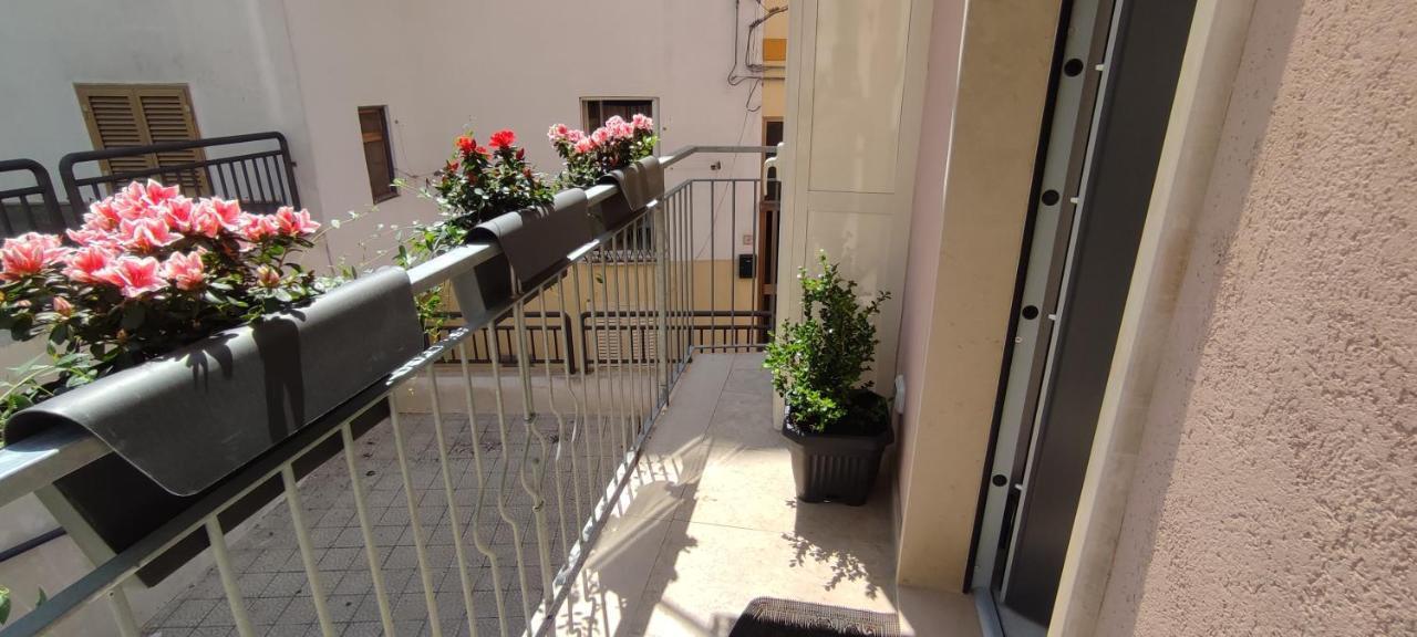 מונטסקליוזו Casa Vacanze Dimora Monfalcone מראה חיצוני תמונה