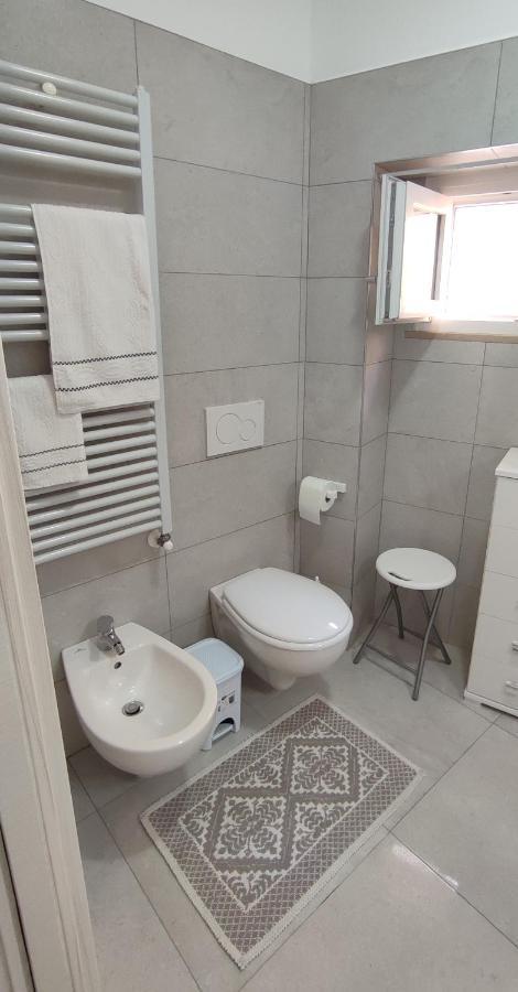 מונטסקליוזו Casa Vacanze Dimora Monfalcone מראה חיצוני תמונה