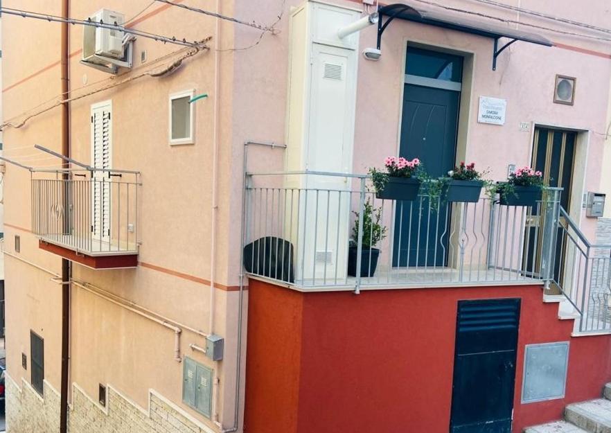 מונטסקליוזו Casa Vacanze Dimora Monfalcone מראה חיצוני תמונה