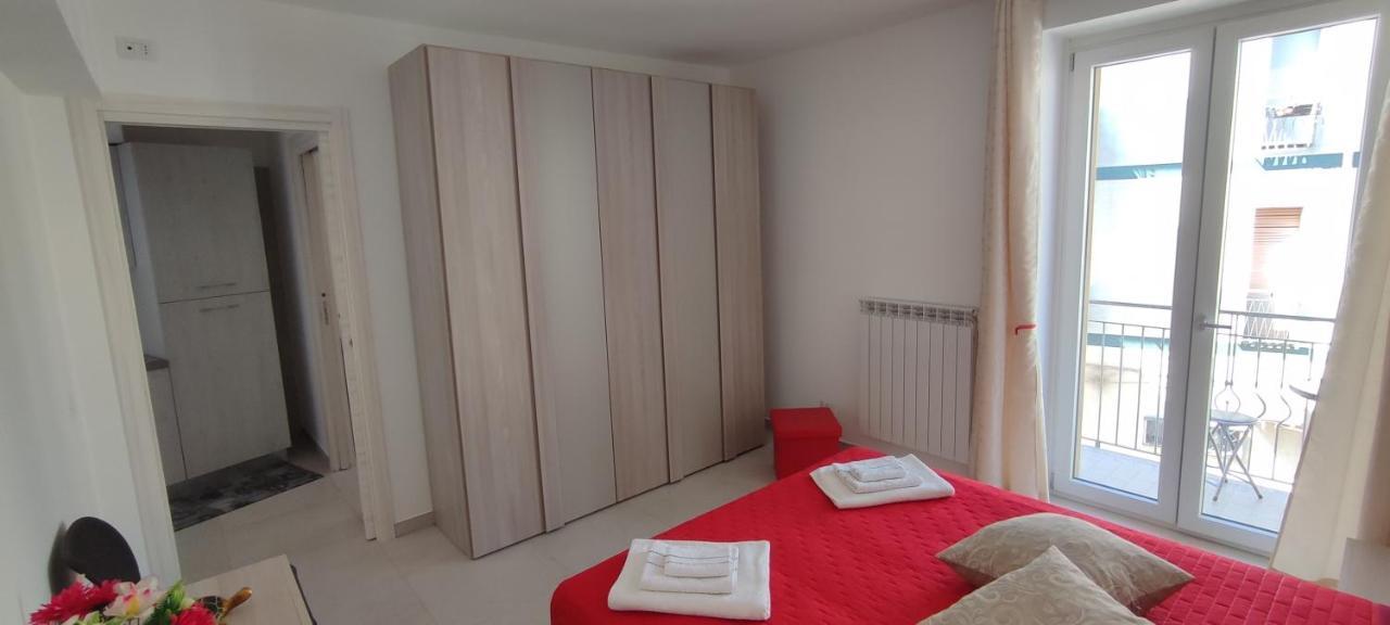 מונטסקליוזו Casa Vacanze Dimora Monfalcone מראה חיצוני תמונה